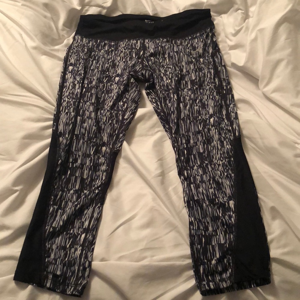 Nike dri-fit leggings